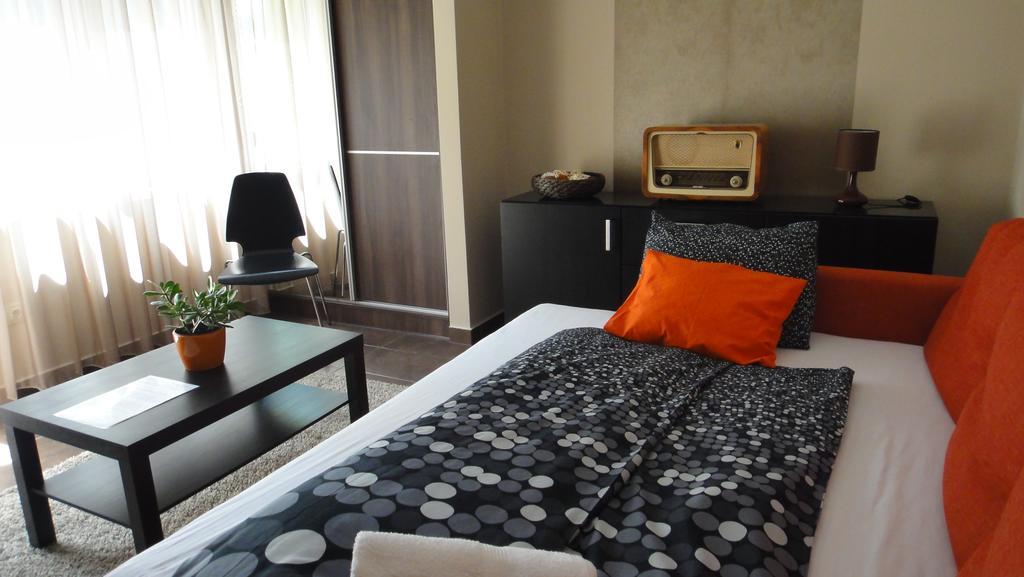 בודפשט Mgtels Apartman - With Private Parking מראה חיצוני תמונה