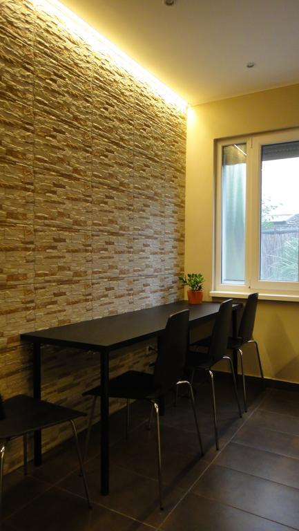בודפשט Mgtels Apartman - With Private Parking מראה חיצוני תמונה