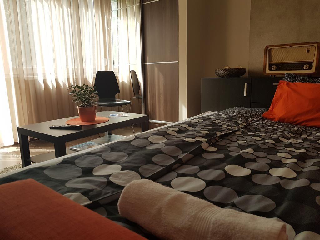 בודפשט Mgtels Apartman - With Private Parking מראה חיצוני תמונה