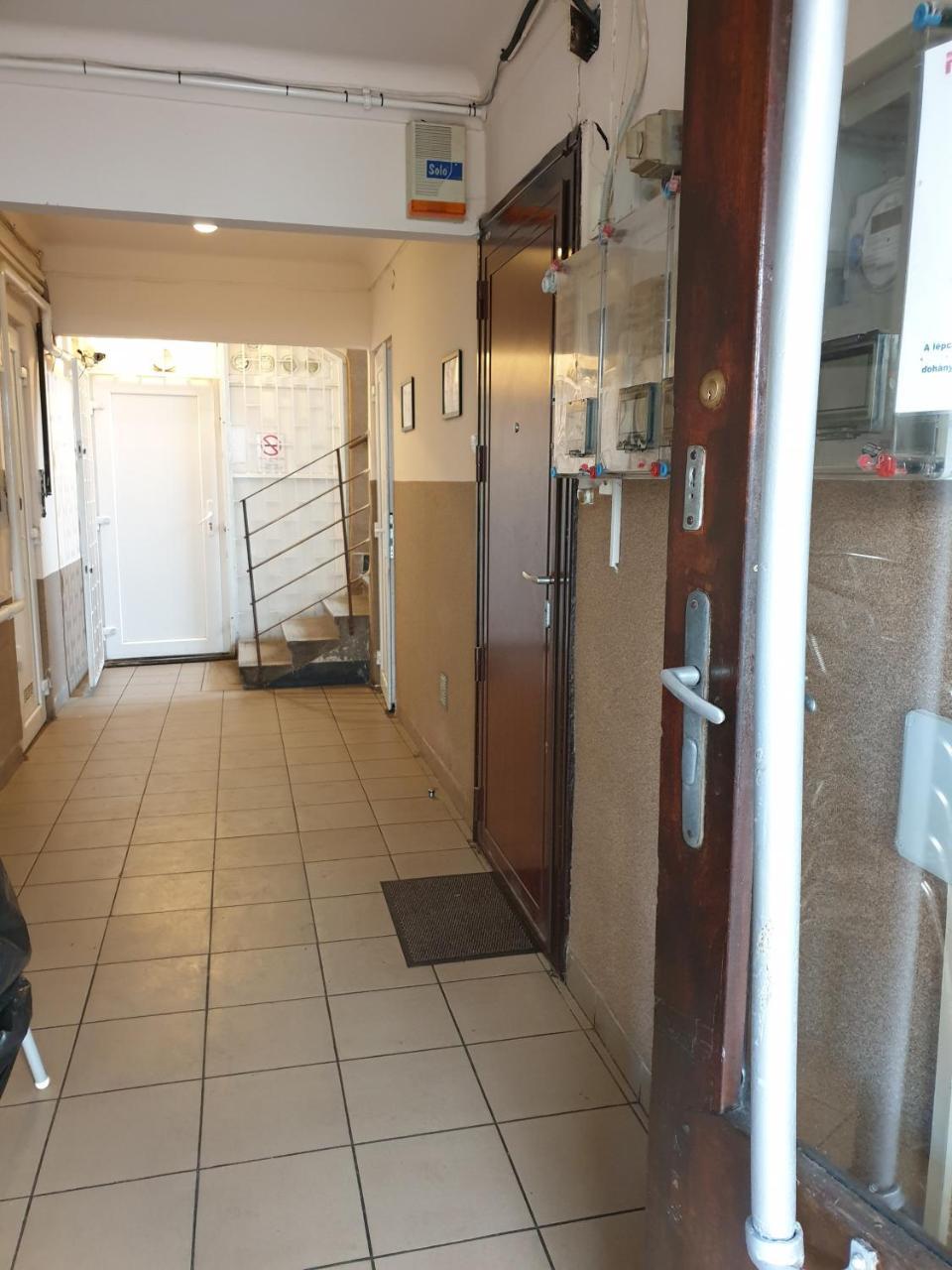 בודפשט Mgtels Apartman - With Private Parking מראה חיצוני תמונה